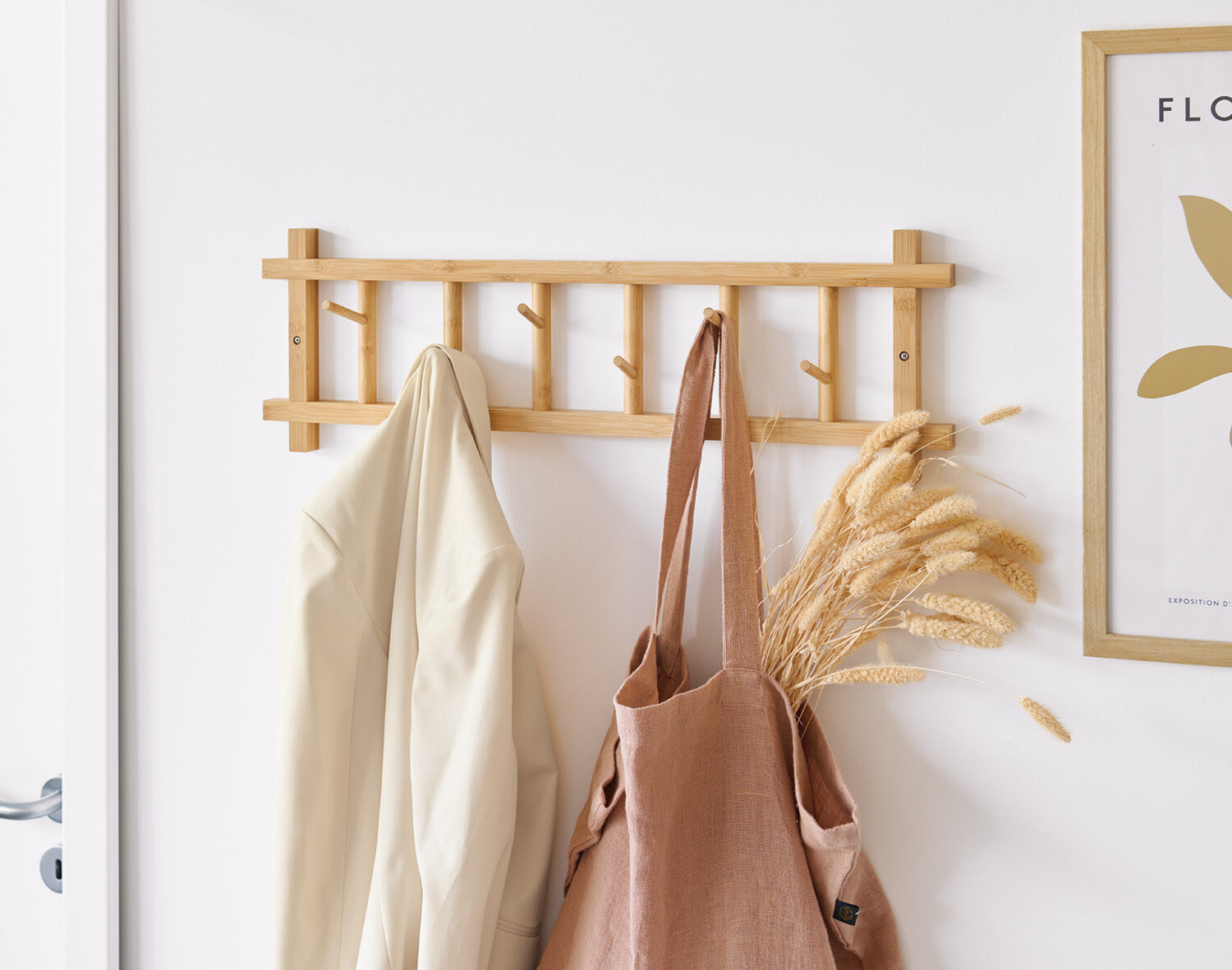 zeller-present-wandgarderobe-bambus-6-haken-fsc image 3