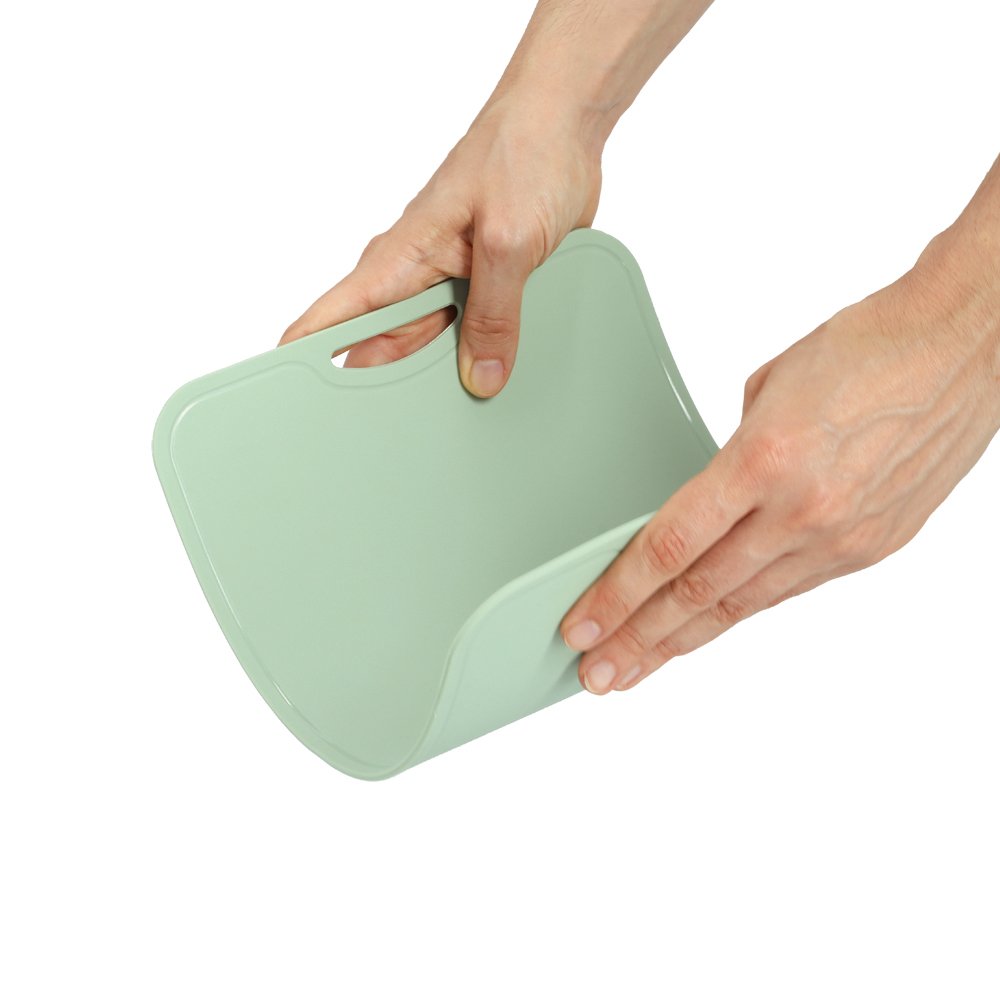 zeller-present-k-che-schneidematte-tpu-salbei-flexibel image 3