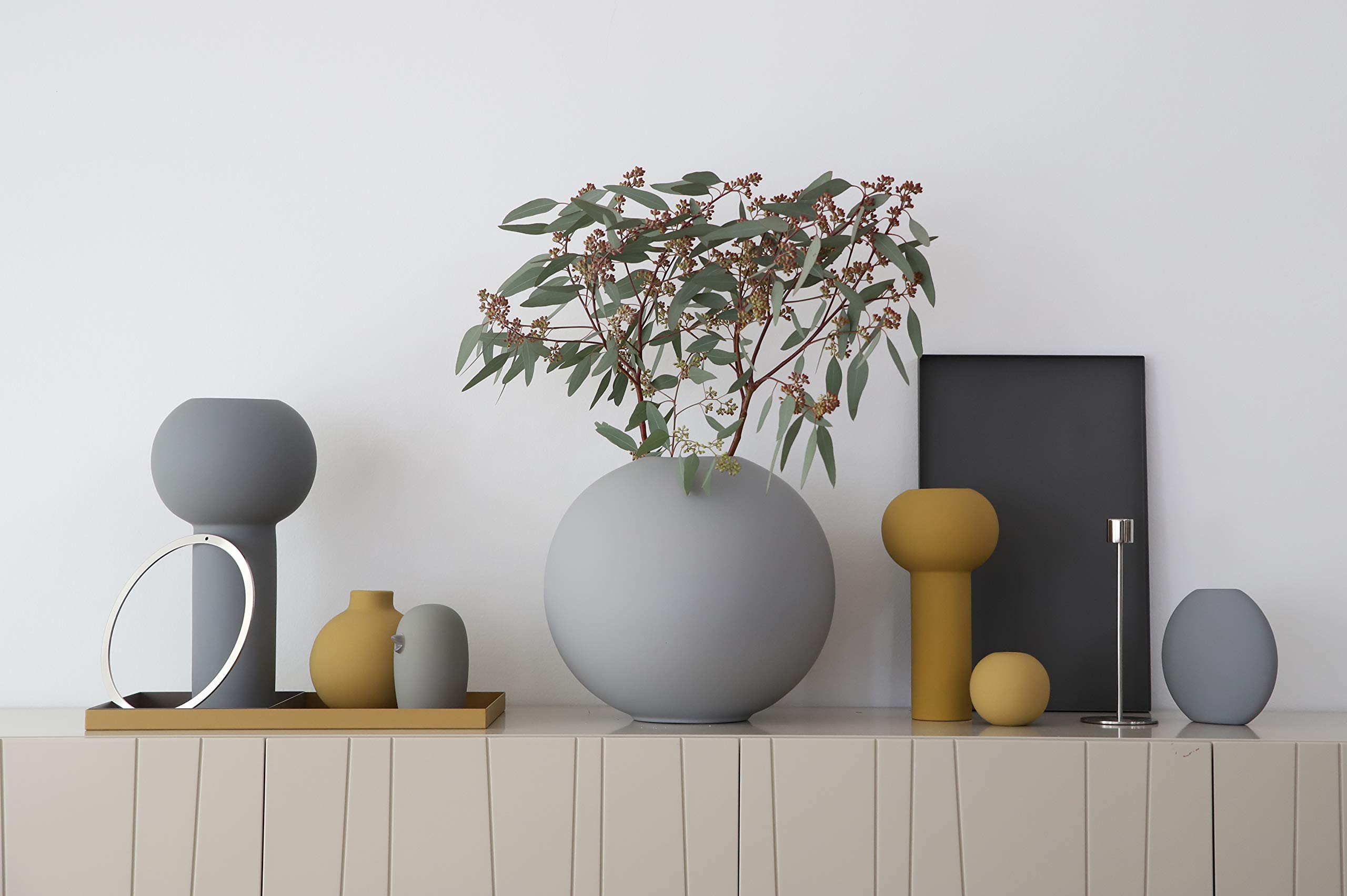 cooee-design-ball-vase-keramikvase-30-cm-grau-matt image 2