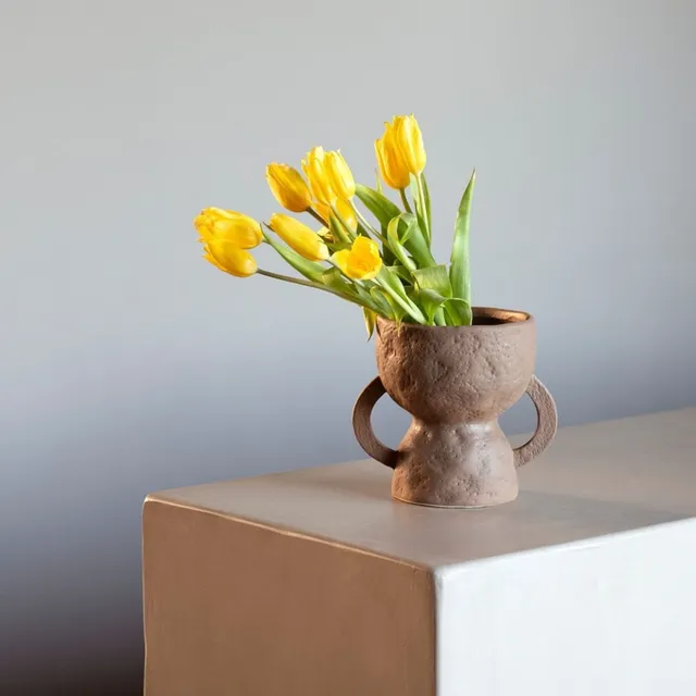 andrea-house-migori-vase-keramik-troph-e-weiss-modern image 1