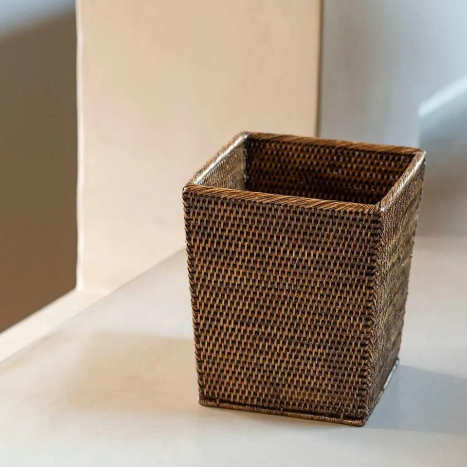 andrea-house-ba-o-m-lleimer-quadratisch-rattan-bad image 1