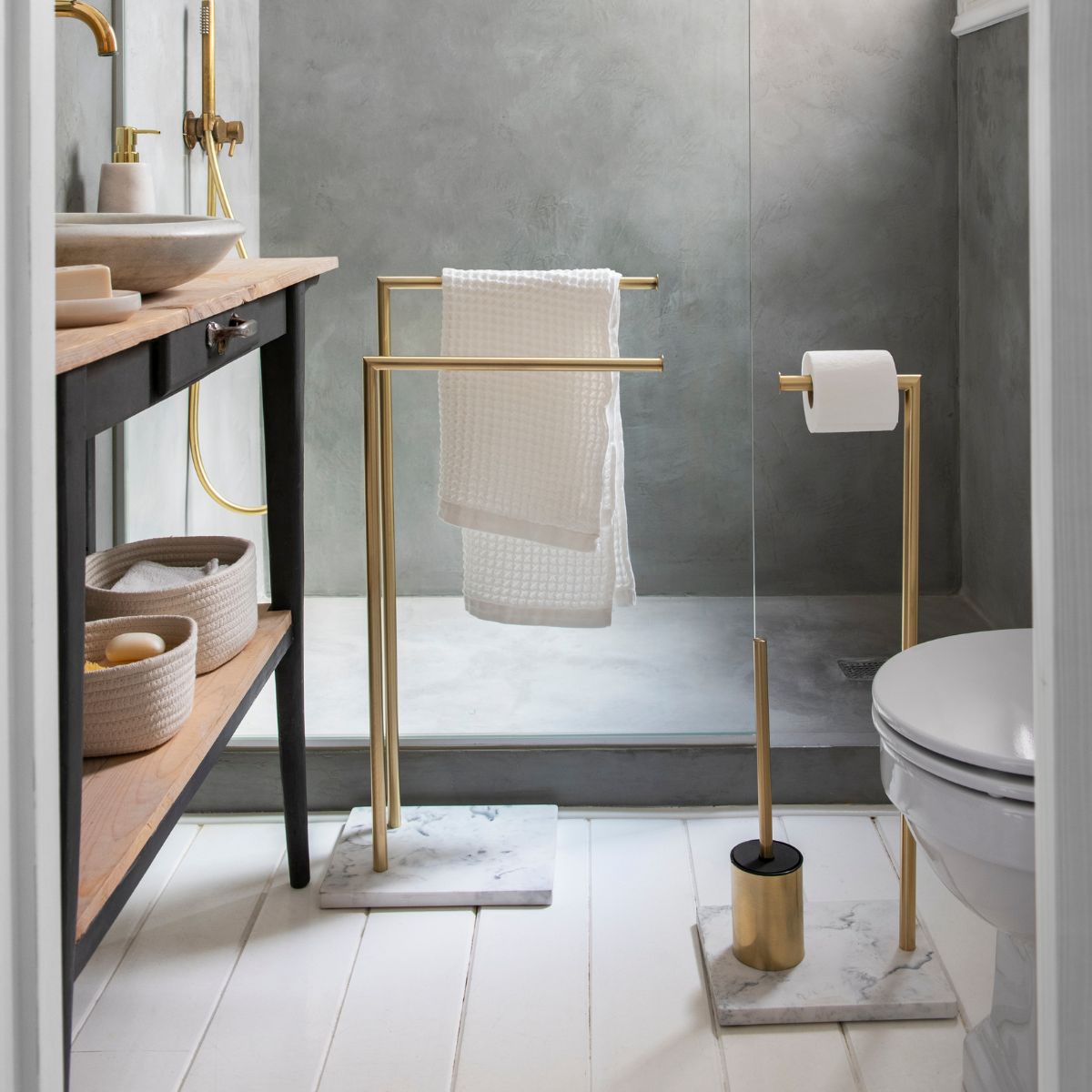andrea-house-handtuchst-nder-marmor-gold-freistehend image 2