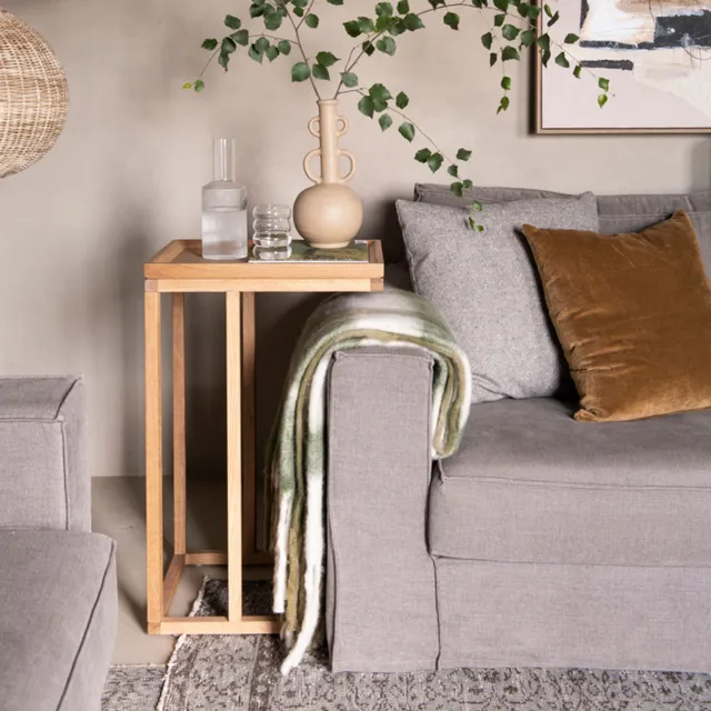 andrea-house-mueble-beistelltisch-eichenholz-sofa image 1