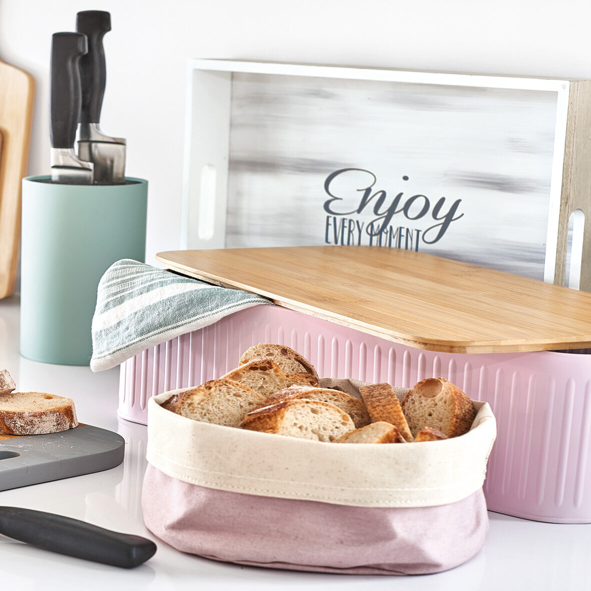 zeller-present-table-serviertablett-enjoy-holz-mit-griffen image 3