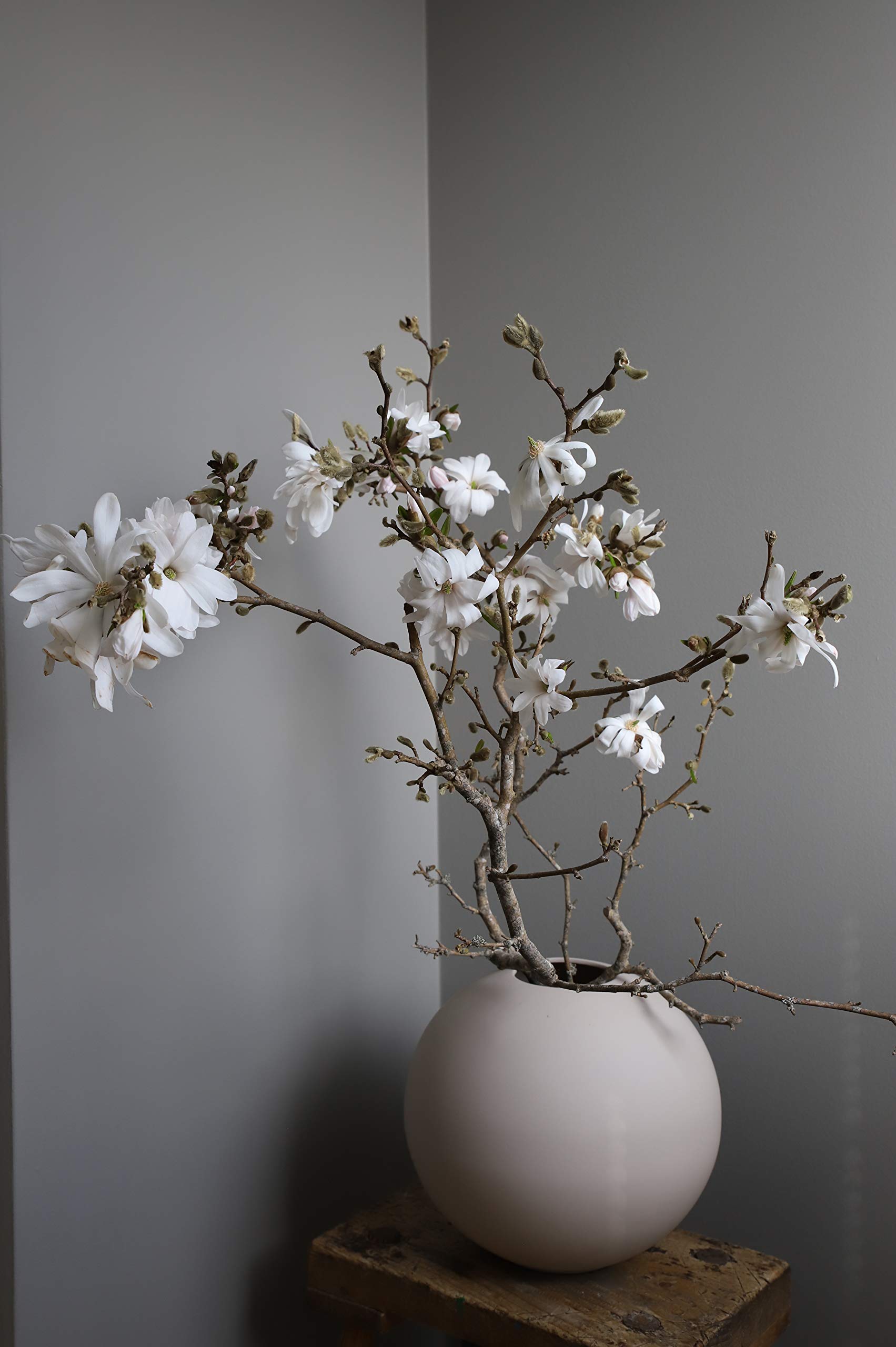 cooee-design-ball-vase-30cm-sand-porzellan-kugelvase image 7