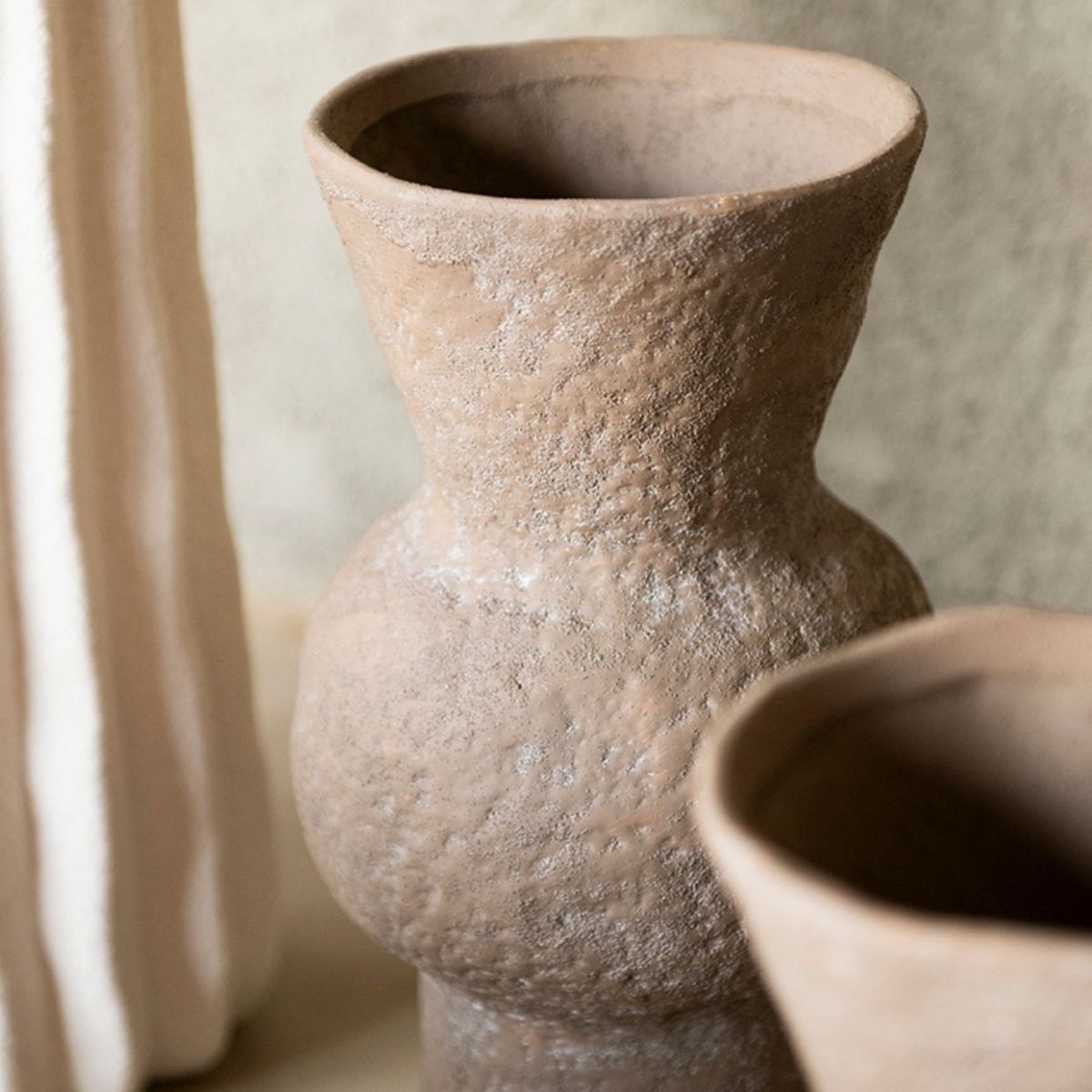 andrea-house-lira-vase-steingut-braun-31-cm image 3