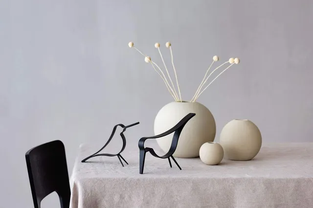 cooee-design-woody-bird-vogelfigur-eiche-schwarz-24-cm image 1