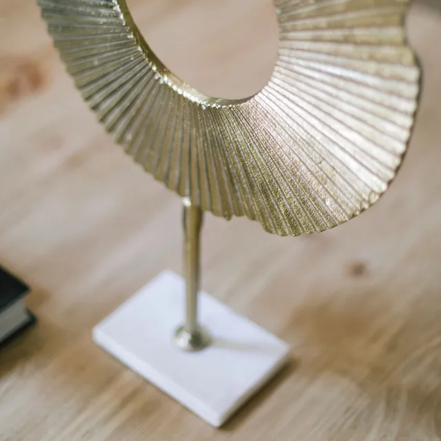 andrea-house-decoraci-n-dekofigur-metall-gold-abstrakt image 1