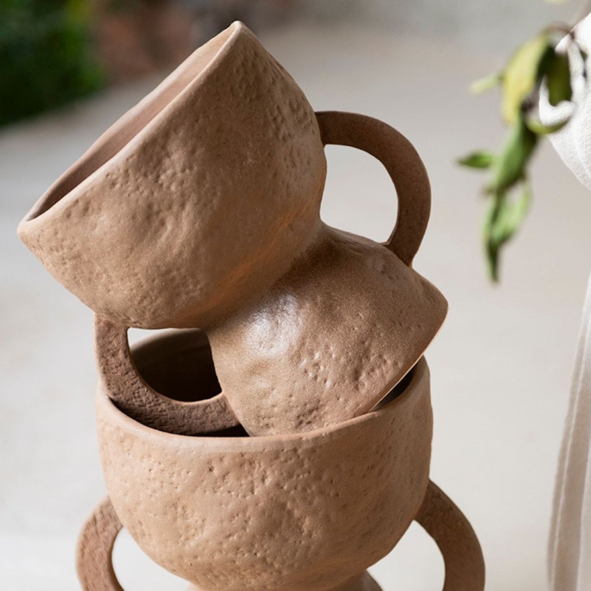 andrea-house-migori-vase-keramik-troph-e-weiss-modern image 3