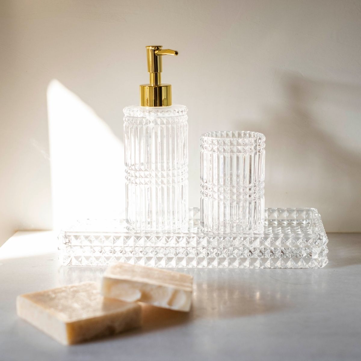 andrea-house-ba-o-seifenspender-glas-gold-klassisch image 4