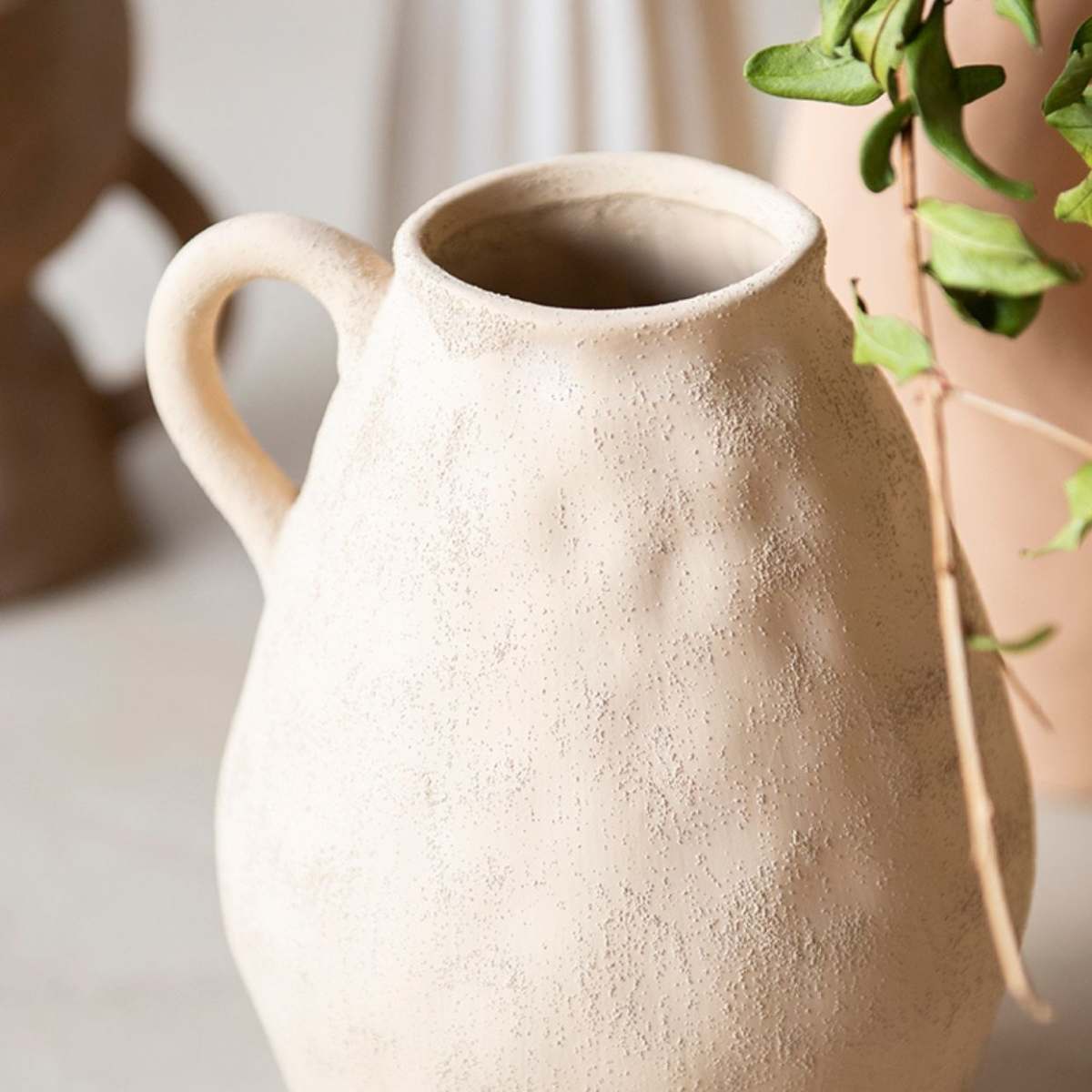 andrea-house-masaka-vase-steingut-beige-25-cm image 4