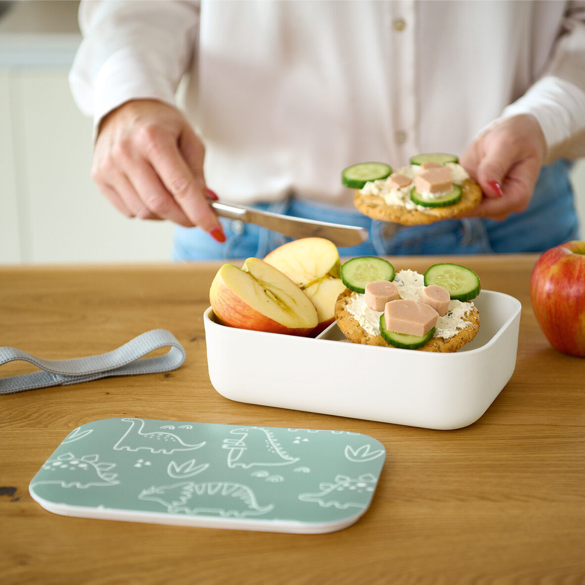 zeller-present-kids-lunch-box-dino-brotdose-kunststoff image 7
