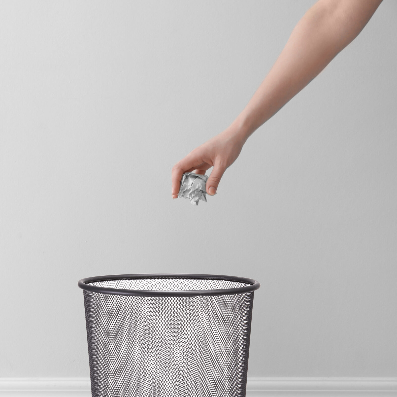 zeller-present-office-papierkorb-mesh-anthrazit-metall image 3