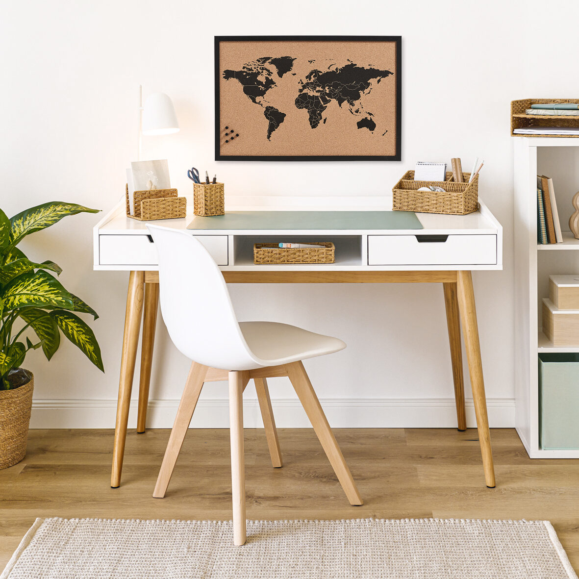 zeller-present-office-pinboard-world-pinnwand-schwarz-kork image 4