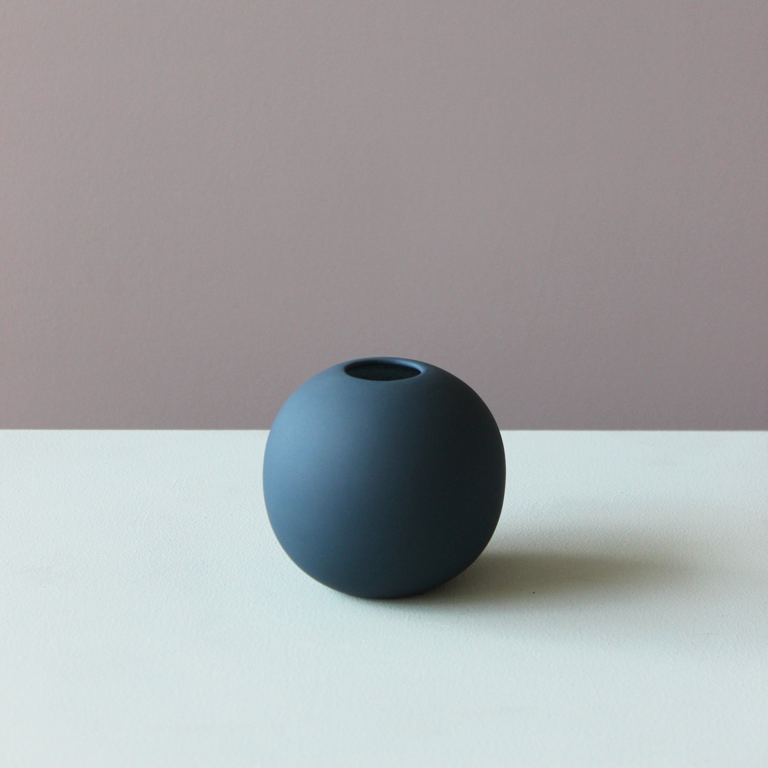 cooee-design-ball-vase-keramikvase-midnight-blue-8-cm image 3