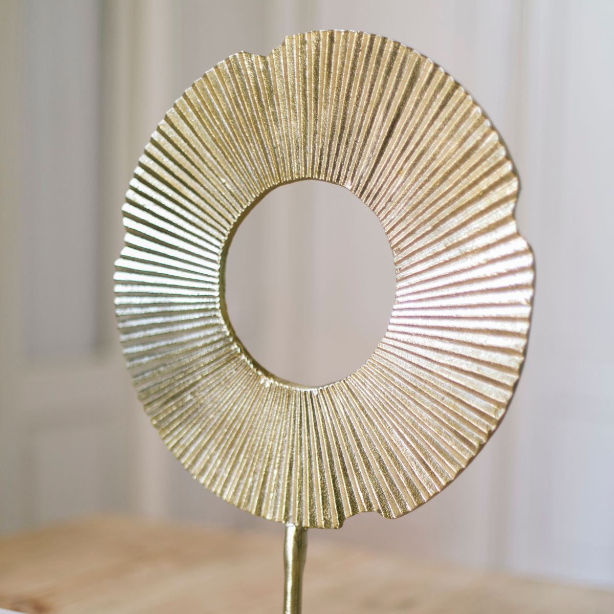 andrea-house-decoraci-n-dekofigur-metall-gold-abstrakt image 2
