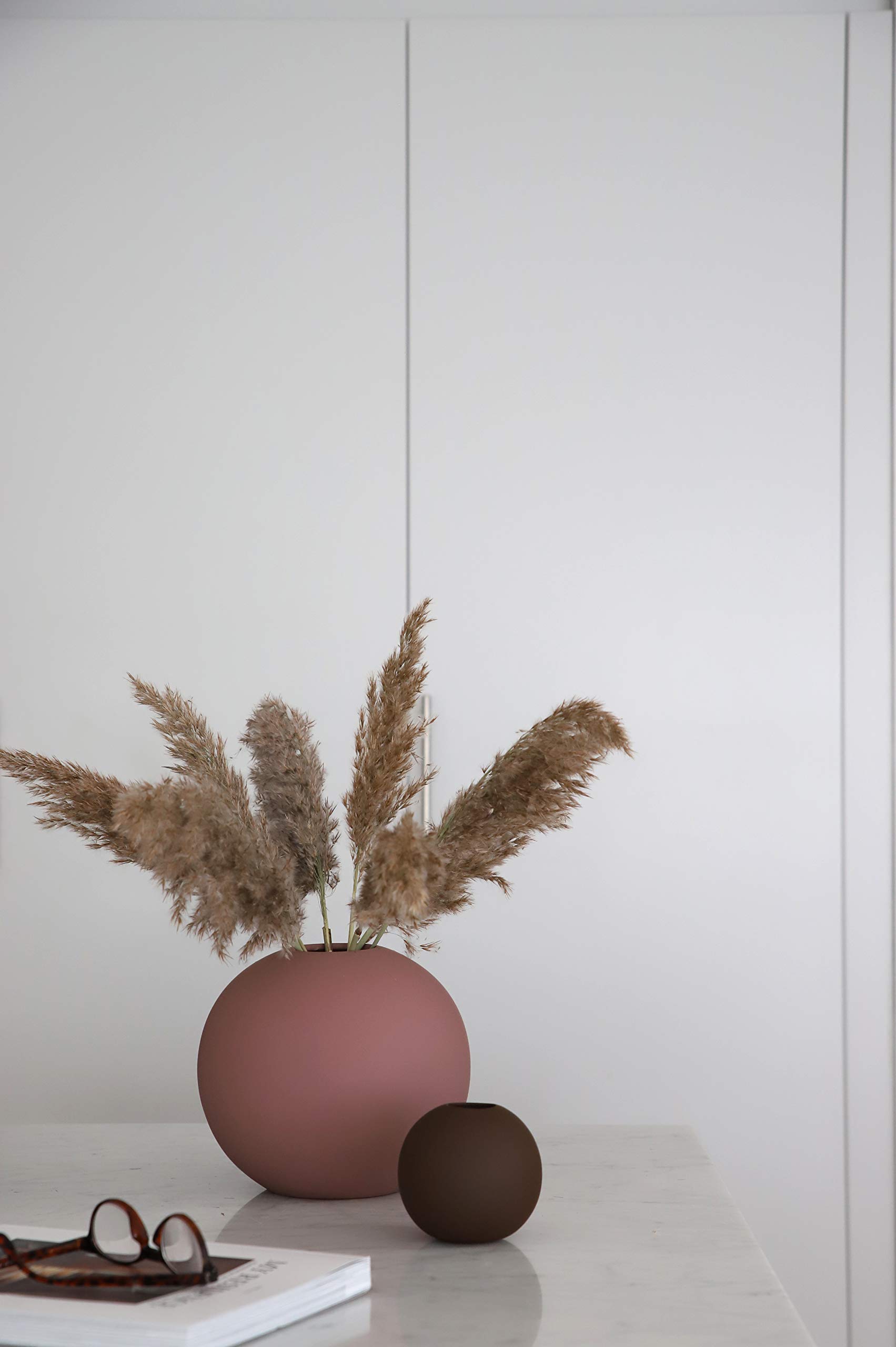 cooee-design-ball-vase-keramikvase-cinder-rose-20-cm image 6