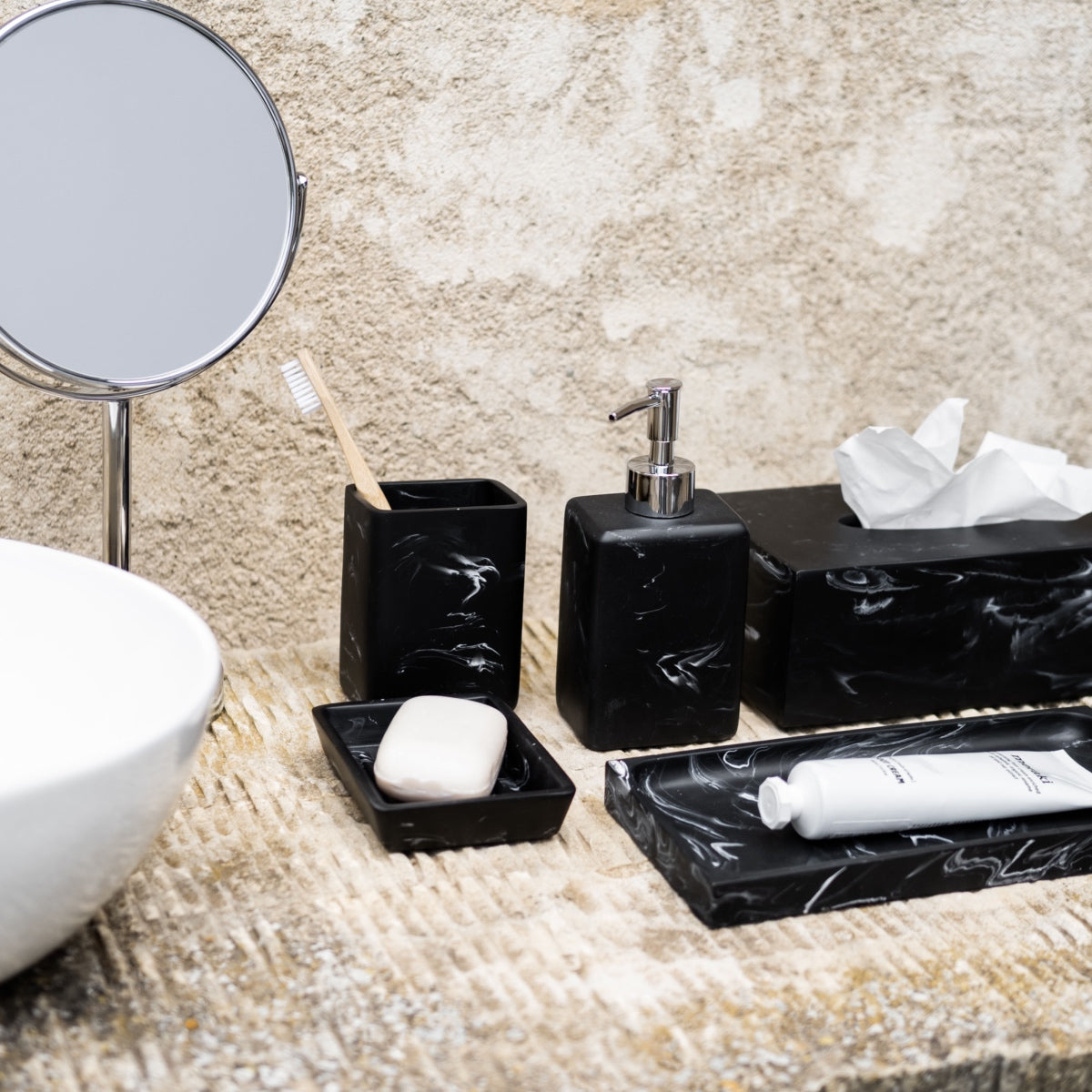 andrea-house-ba-o-taschentuchbox-marmor-schwarz image 4
